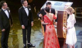 郝蕾给邓超颁奖的视频,深情致敬，见证影视佳话